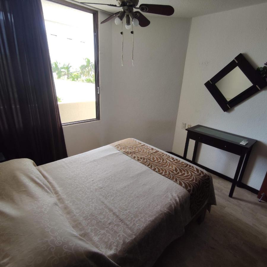 Bella Beach Condo Vacation 2 Bedrooms Канкун Экстерьер фото