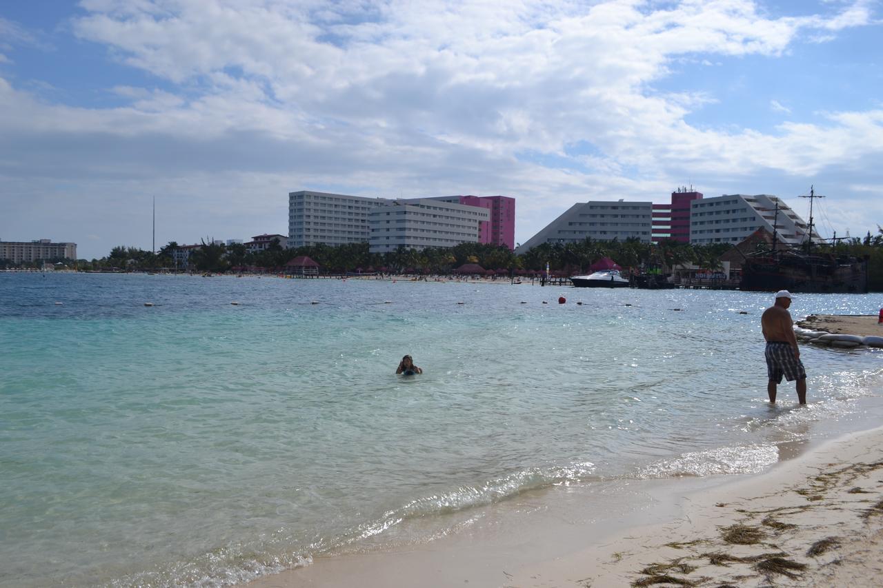 Bella Beach Condo Vacation 2 Bedrooms Канкун Экстерьер фото
